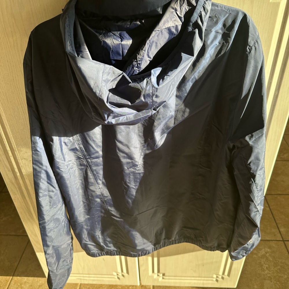 Polo Ralph Lauren Navy Jacket with Red Accents - Picture 2 of 7